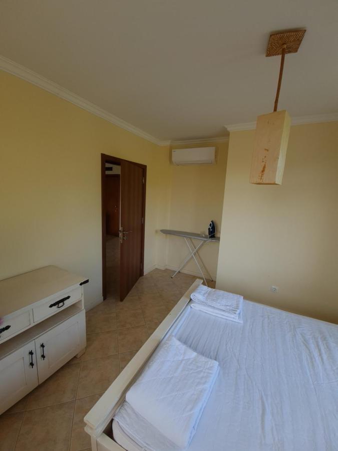 Santa Marina Apartaments- Karina 1 Sozopol Exterior photo