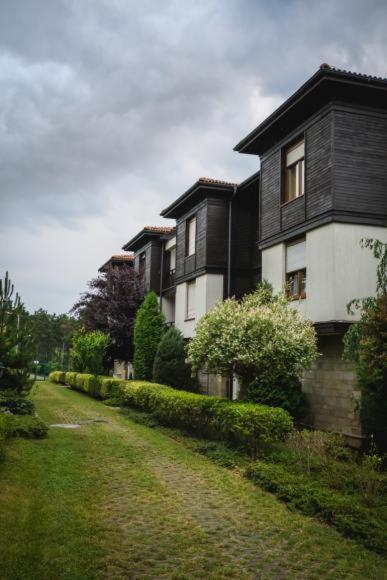Santa Marina Apartaments- Karina 1 Sozopol Exterior photo